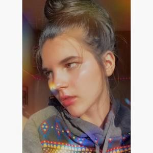 Meet your Posher, April